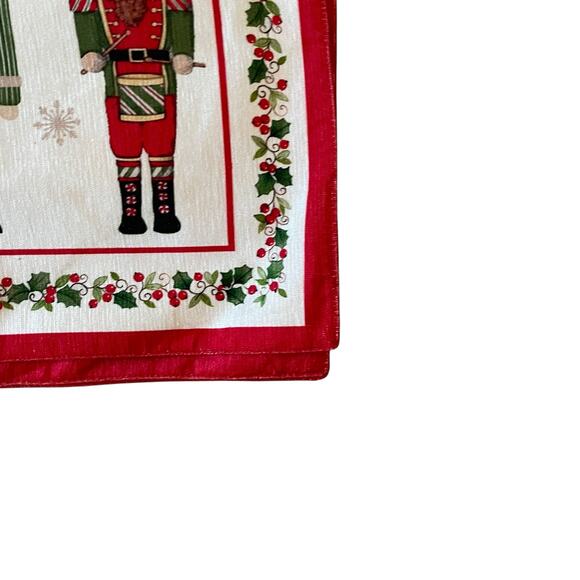 Nicole Miller NUTCRACKER Christmas Placemats 13x19 Set of 4 Holiday Pop of Color - Picture 6 of 7